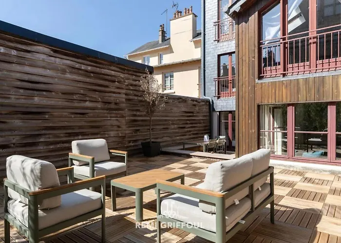 Апартаменты La Terrasse De Pom Cozy Comfort Center 2 Guests *